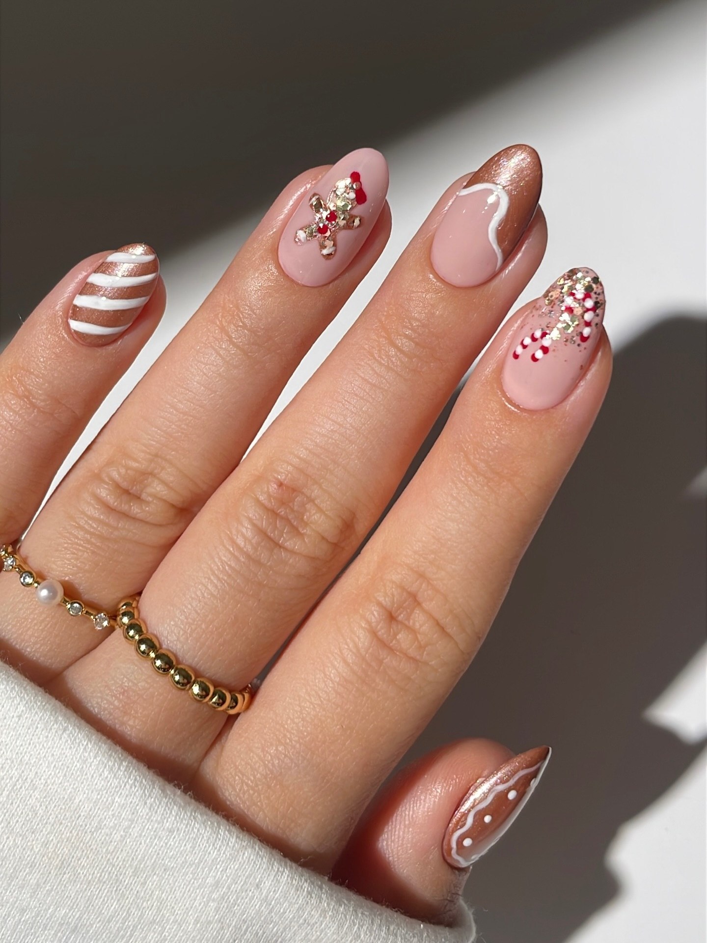 Gingerbread Man and Candy Cane French Tips