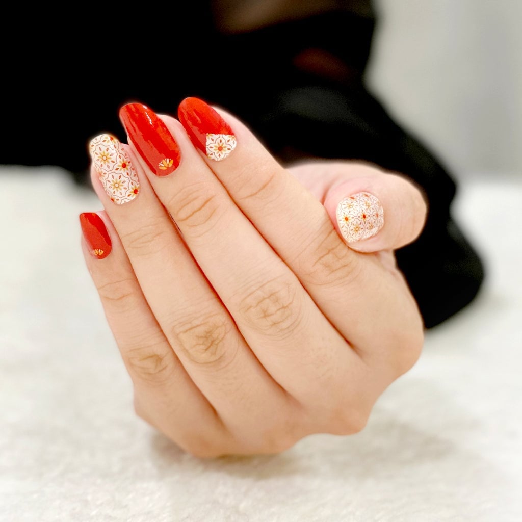 Medium Oval Nails Geometric Pattern — Lunar New Year Nails