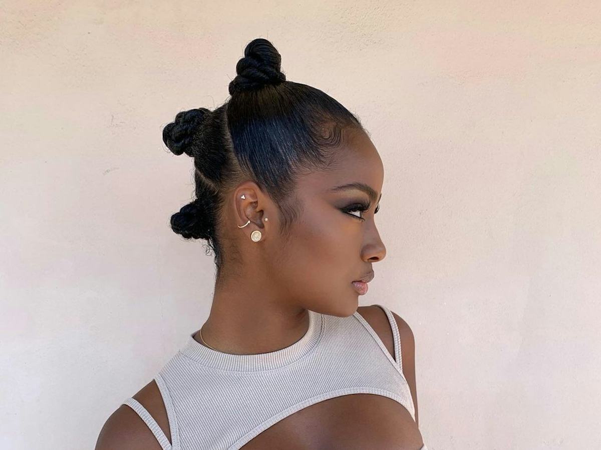 Sleek Black High Ponytail Mid-Back — New Years Eve Hairstyles