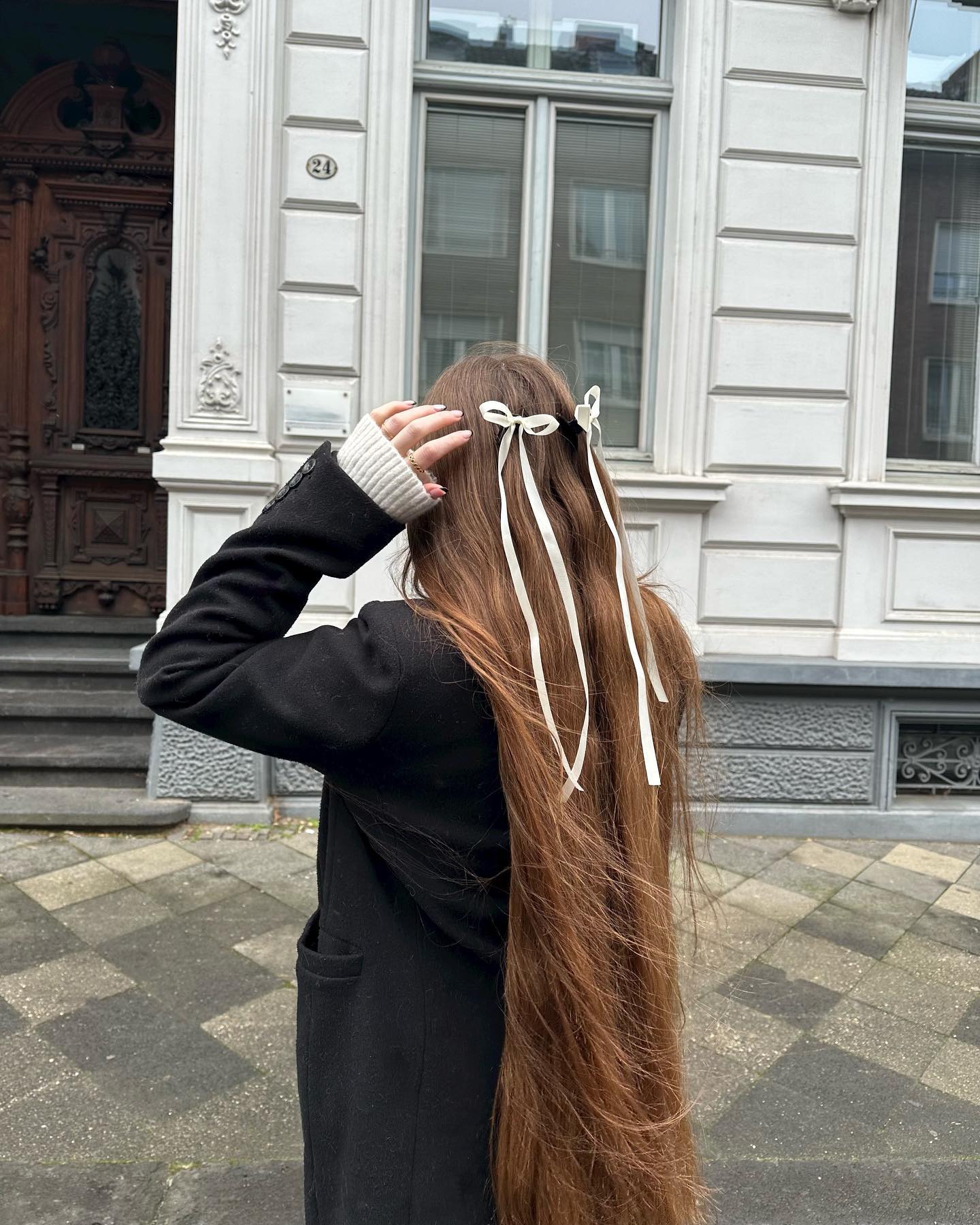 Romantic Bows With Long Auburn Waves