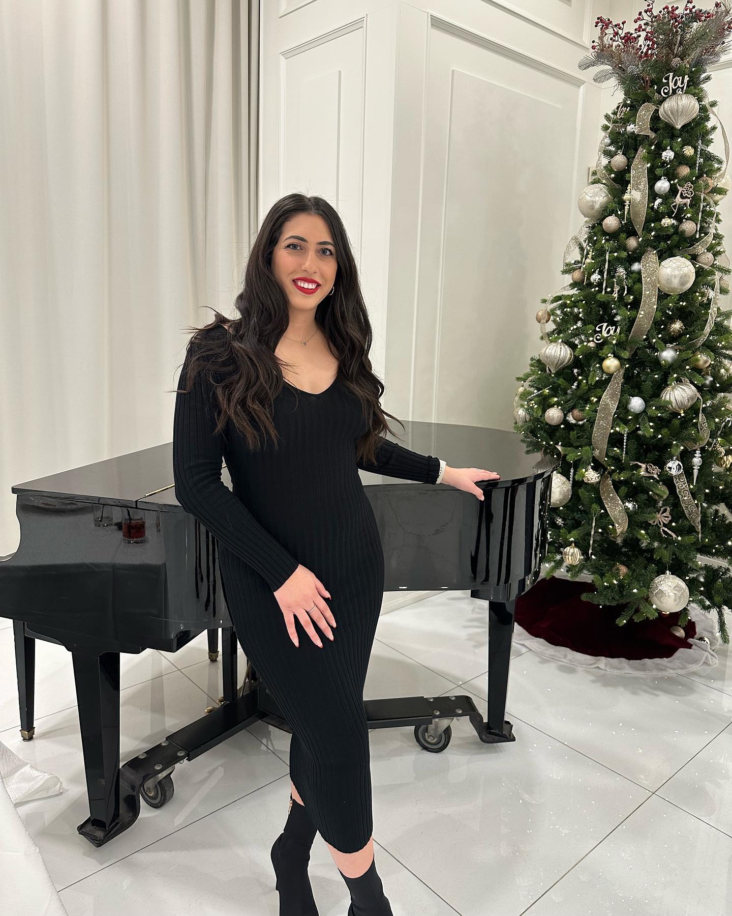 Sleek Black Ribbed Midi Dress With Ankle Boots