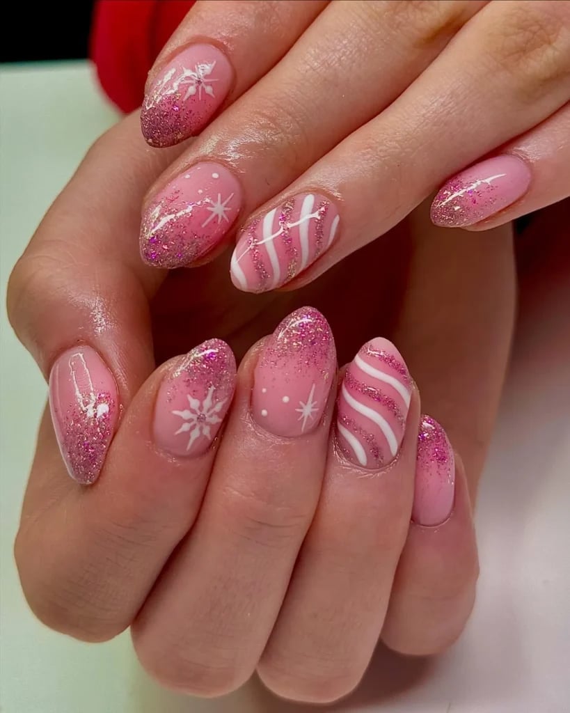 Medium Oval Pink Nails With Glitter Stripes — Winter Christmas Nails