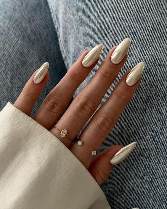 Medium Almond Milky White Chrome — Winter Chrome Nails