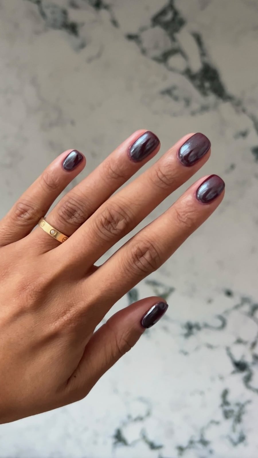 Short Oval Deep Purple Chrome — Winter Chrome Nails