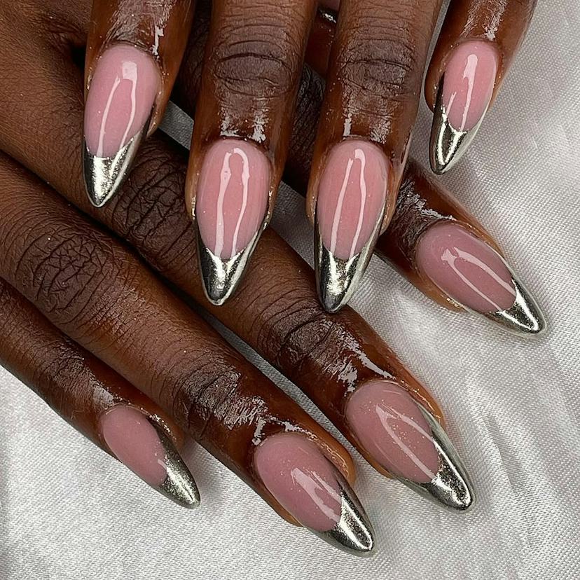 Long Almond Metallic Chrome French, Clear With Silver — Winter Chrome Nails